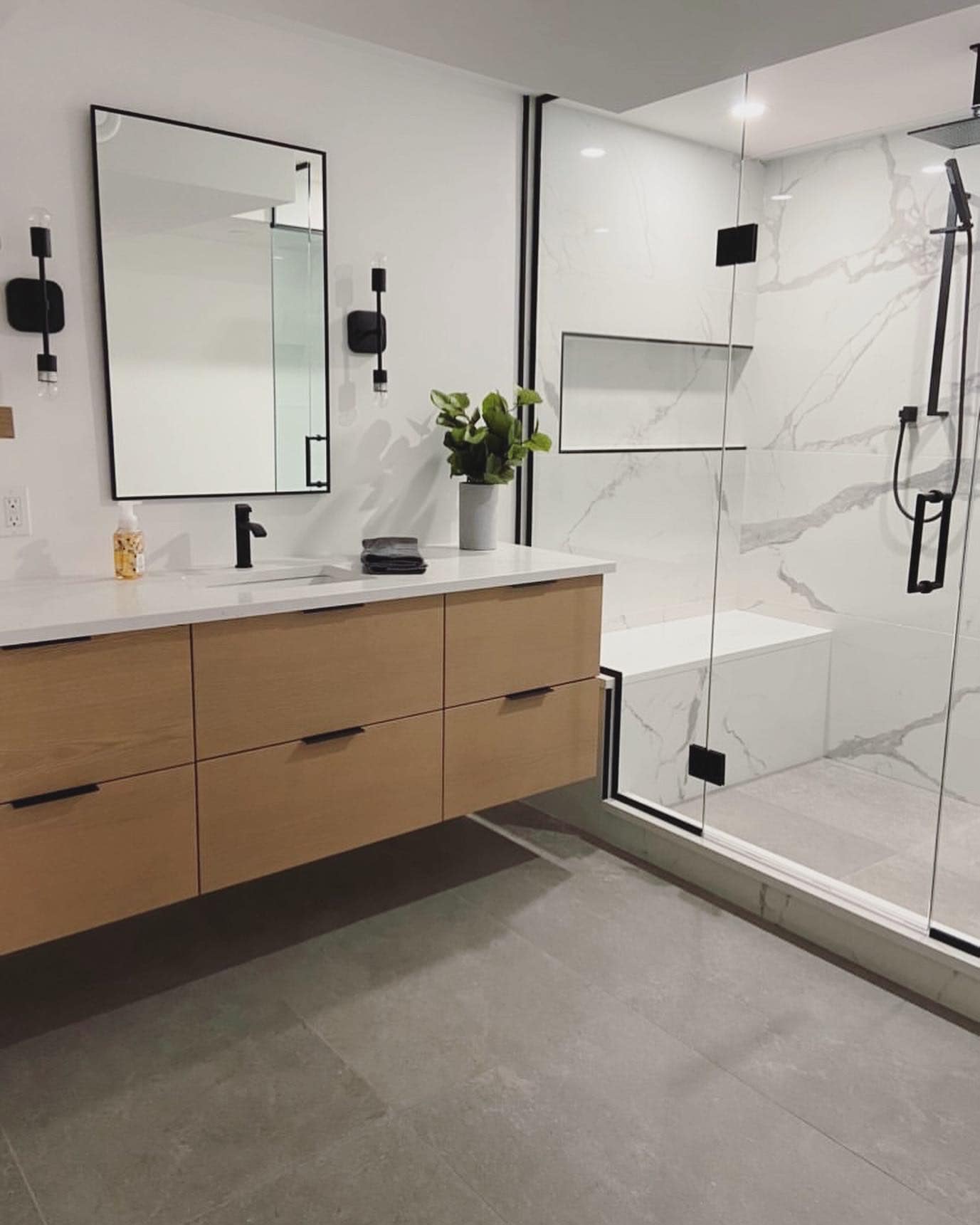 How to Choose Your Bathroom Vanity Height